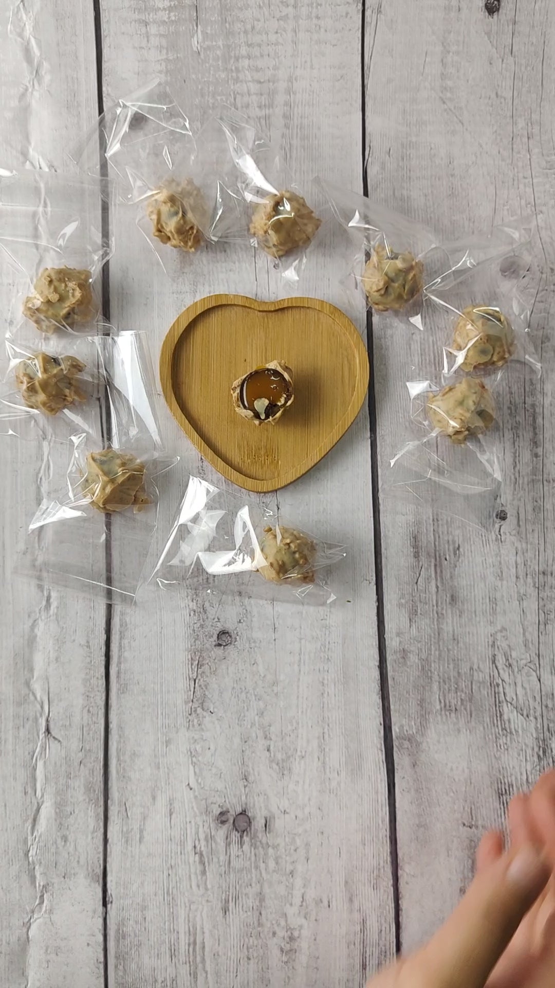 Caixa 8 Trufas recheadas cremosas e crocantes