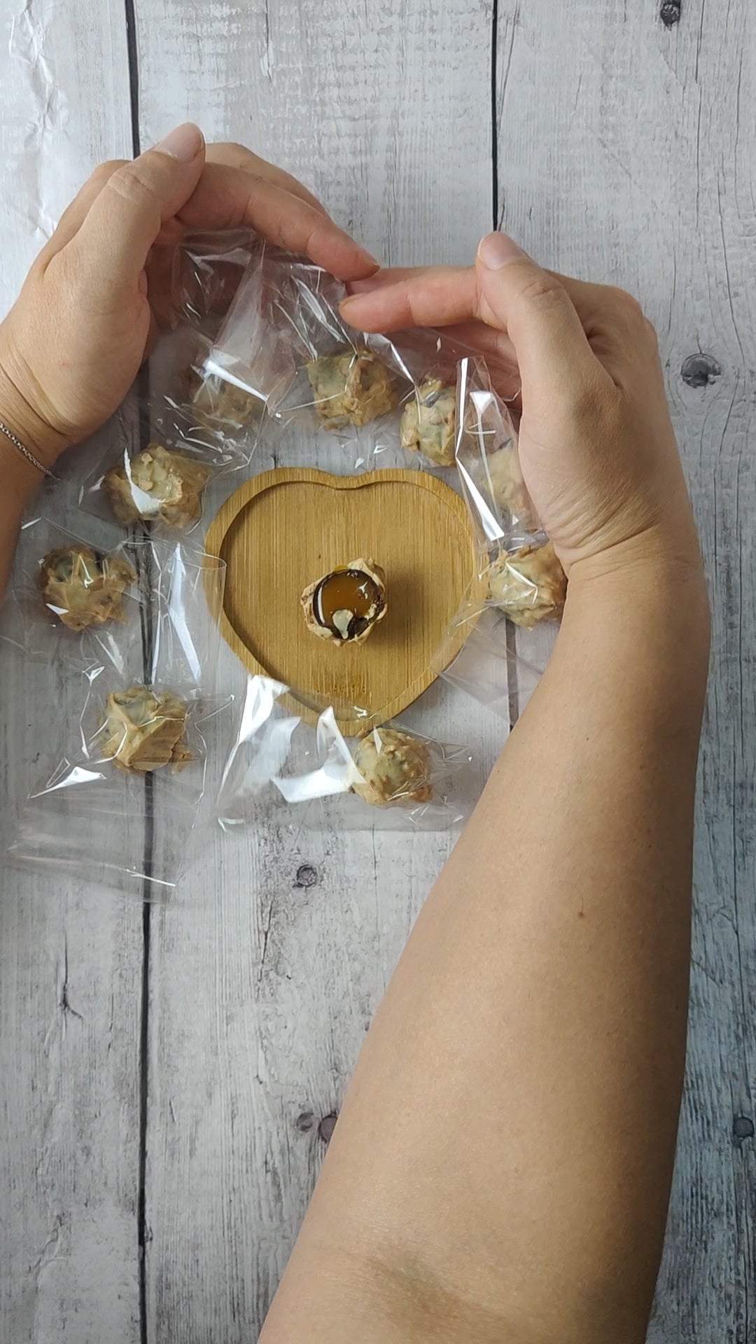 Caixa 8 Trufas recheadas cremosas e crocantes