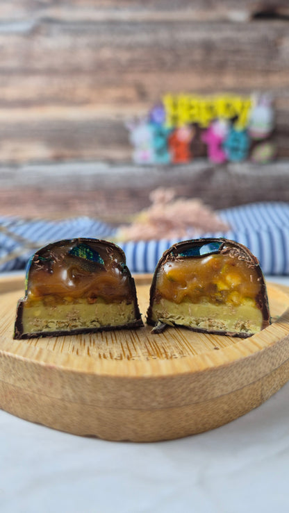 Caixa 9 bombons recheados pintados à mão