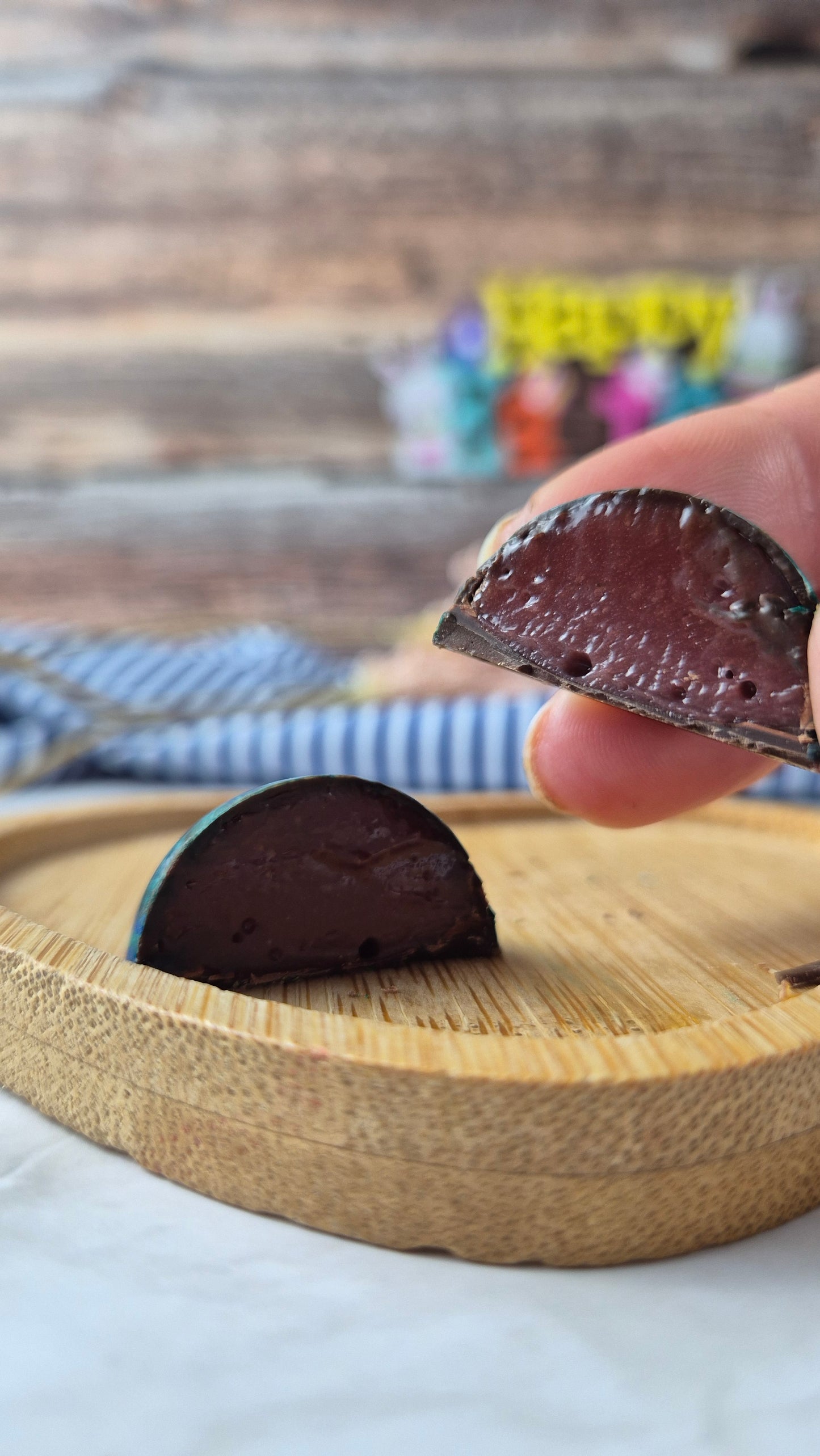 Caixa 9 bombons recheados pintados à mão