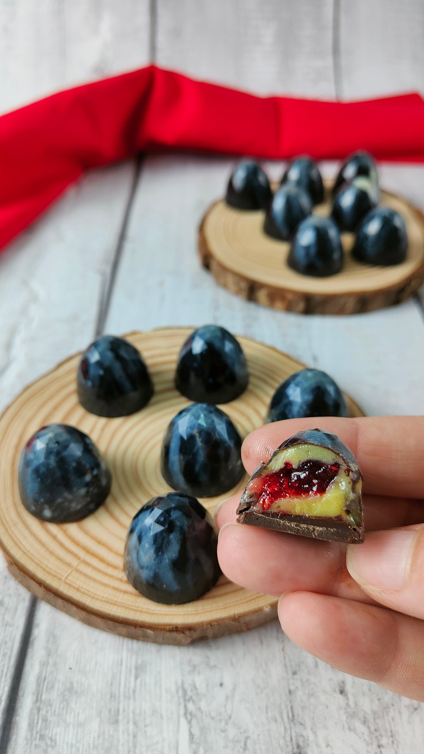 Caixa 15 bombons recheados pintados à mão